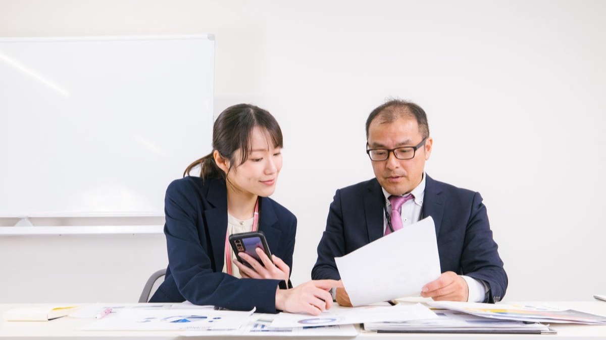 詰まりの正体を「人・情報・決裁」で見分ける